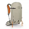Mochila Osprey Firn 28L: compacta, ligera y funcional. Ideal para actividades de montaña y esquí. Con diseño ergonómico y fácil acceso.