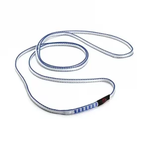 Cinta Dyneema Mammut Contact 8.0 120cm: extremadamente ligera y resistente, ideal para escaladores que buscan un material de alta calidad y bajo peso. Con 120 cm de longitud, esta cinta Dyneema es perfecta para la construcción de anclajes, aseguramiento y otras aplicaciones en escalada, ofreciendo un rendimiento superior y máxima fiabilidad.